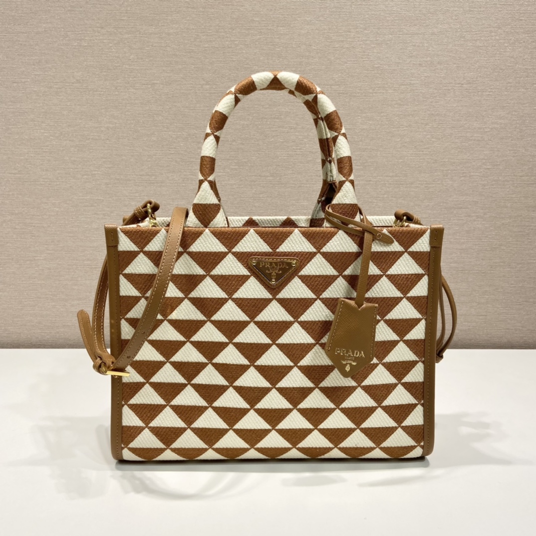 Pra*a small tote in saffiano leather 1ba354-28*22*9cm