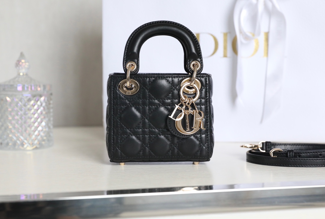 lady D*or micro-12*10*5cm