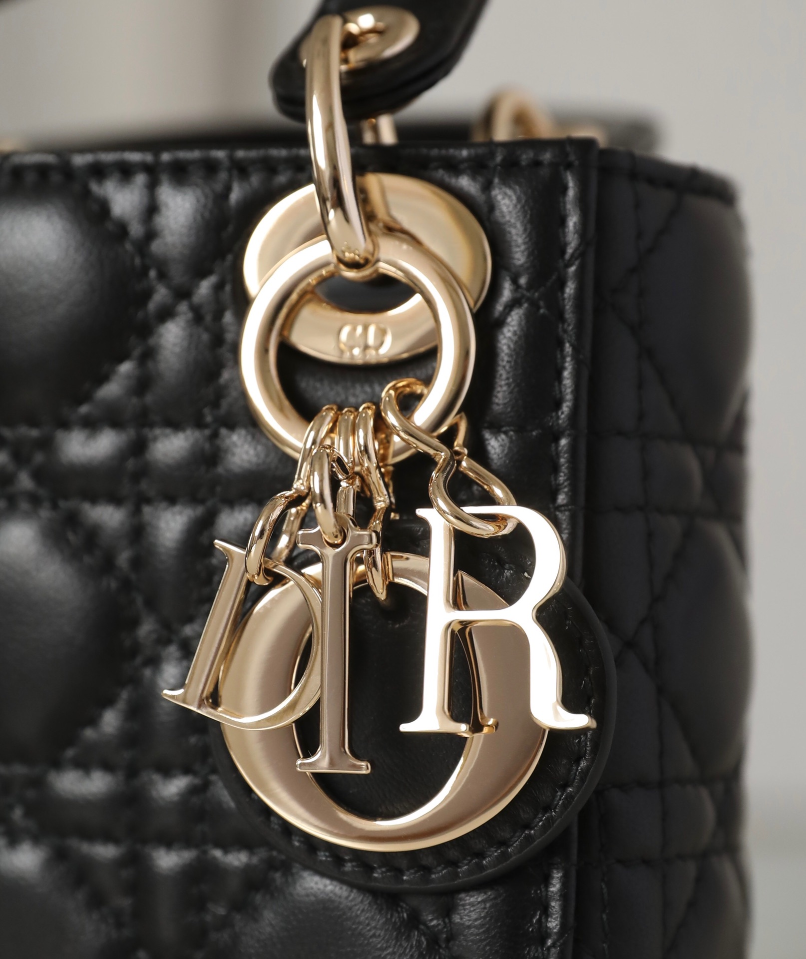 lady D*or micro-12*10*5cm