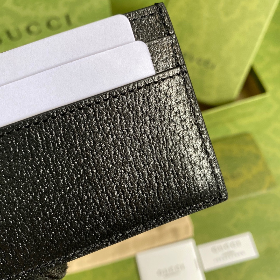 G*u*i wallet-10*7.5cm