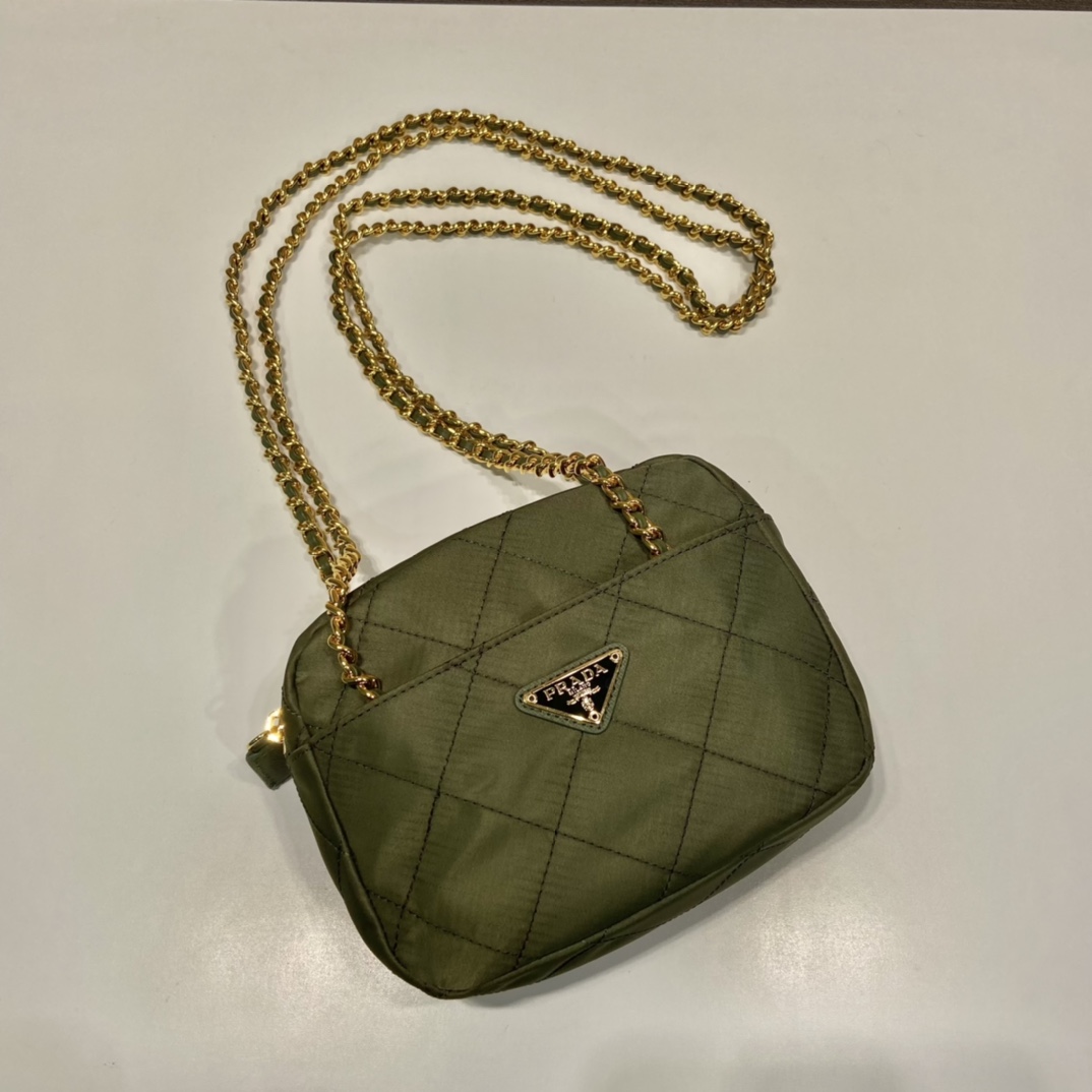 Pra*a 1bd632 vintage bag-19*14*6cm