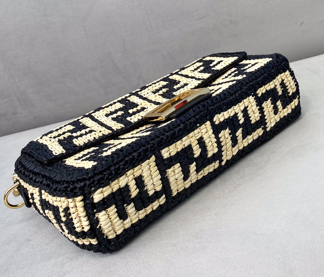 F**di medium baguette bag-26x15x4cm