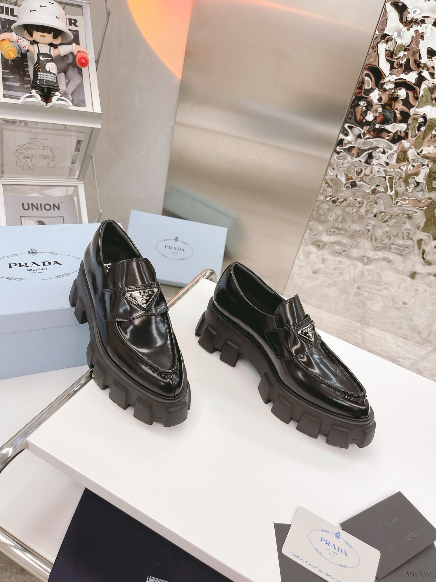 Pra*a loafers 2022ss