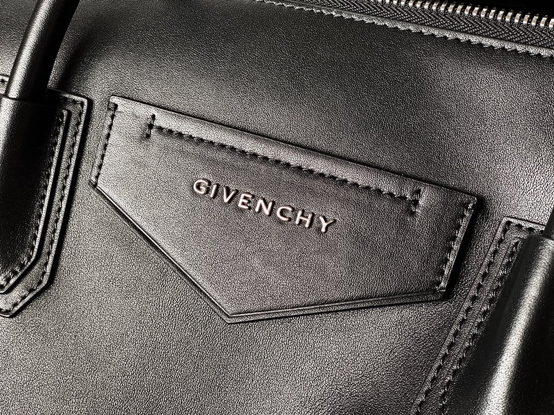 G1uenchy antigona soft tote-30*8*25&45*9*35cm