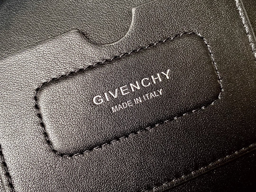 G1uenchy antigona soft tote-30*8*25&45*9*35cm