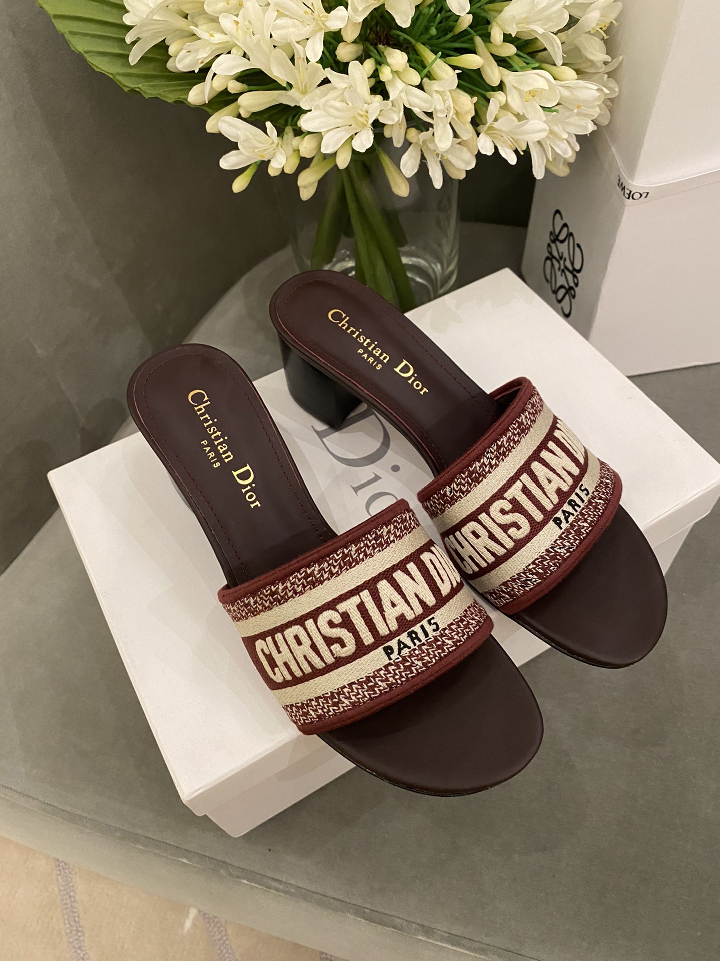 D*or slippers