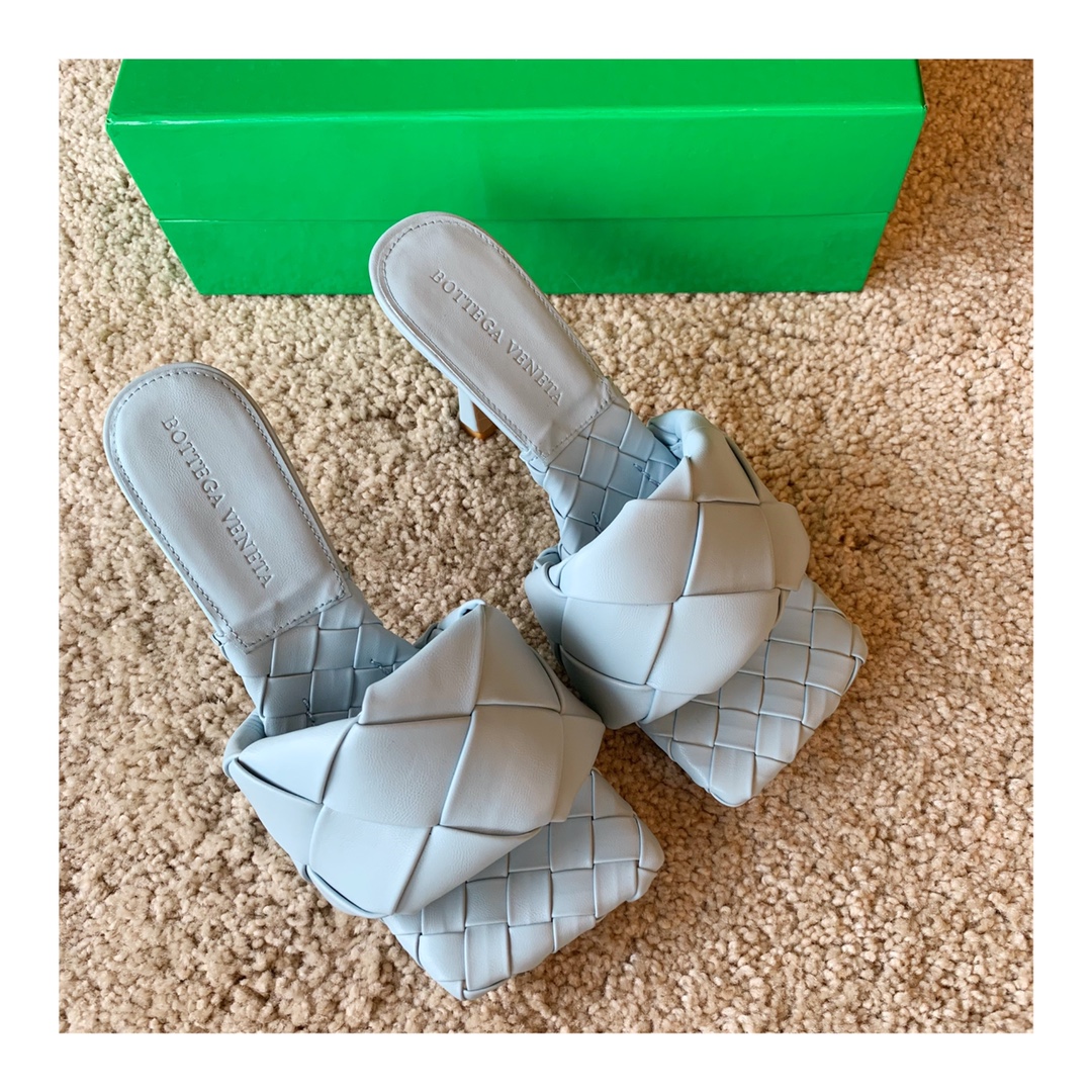 b0tte*a Ven*ta sandals