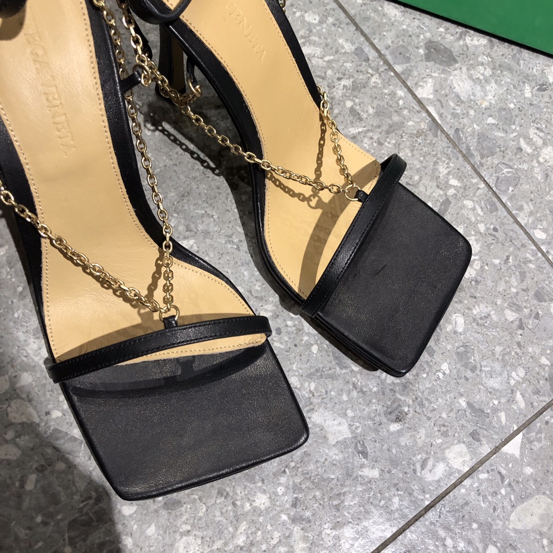 b0tte*a Ven*ta 2021ss heels