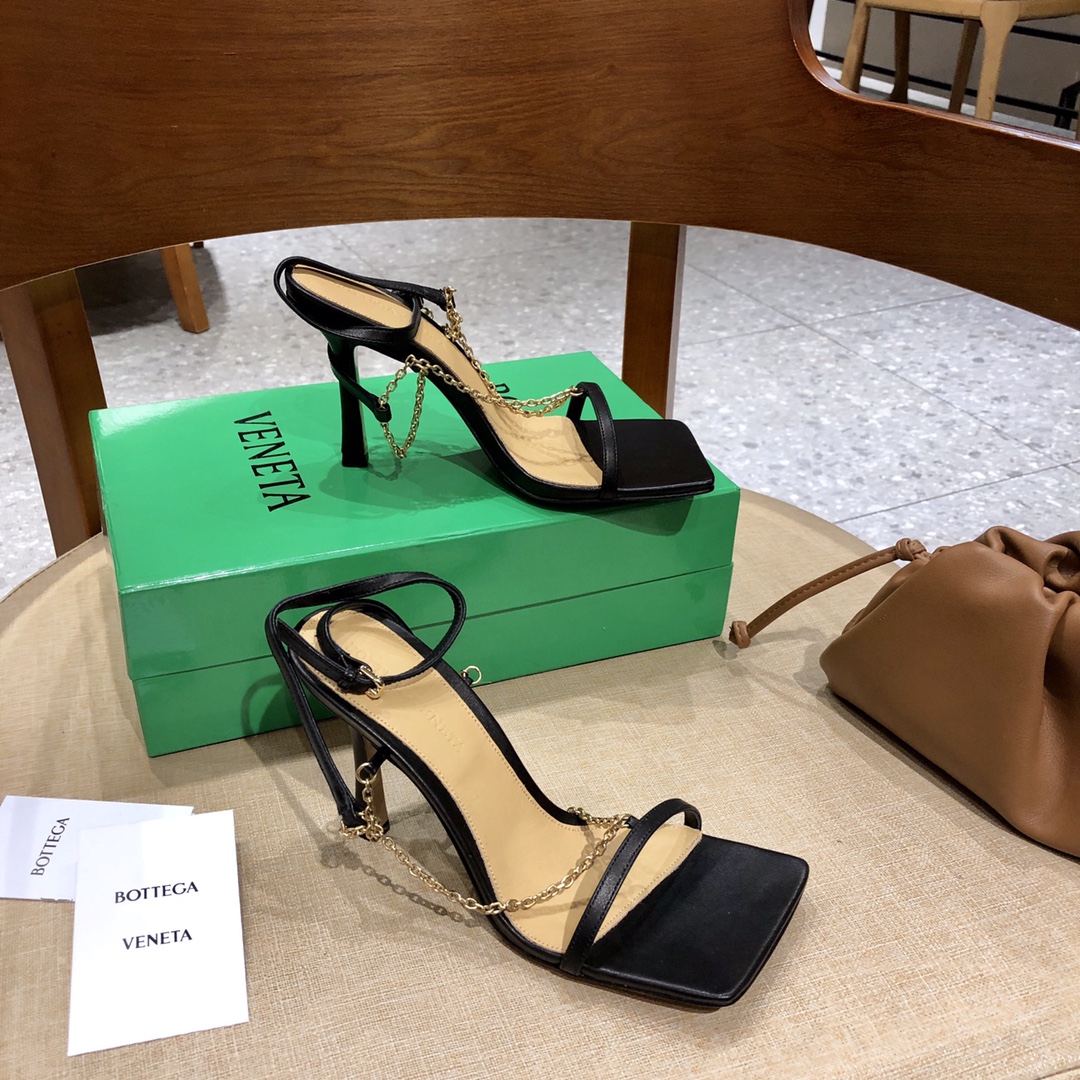 b0tte*a Ven*ta 2021ss heels