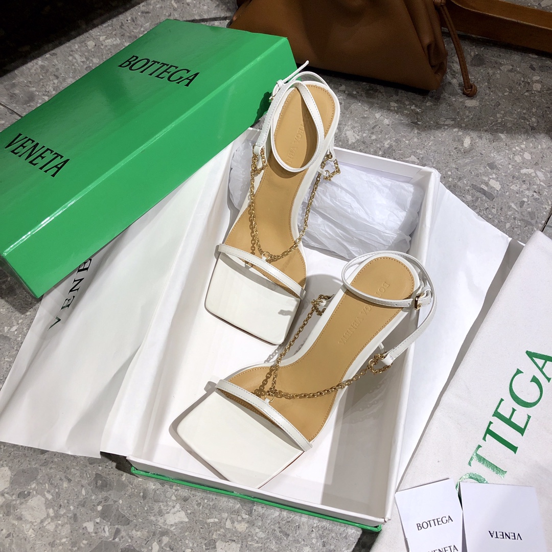 b0tte*a Ven*ta 2021ss heels