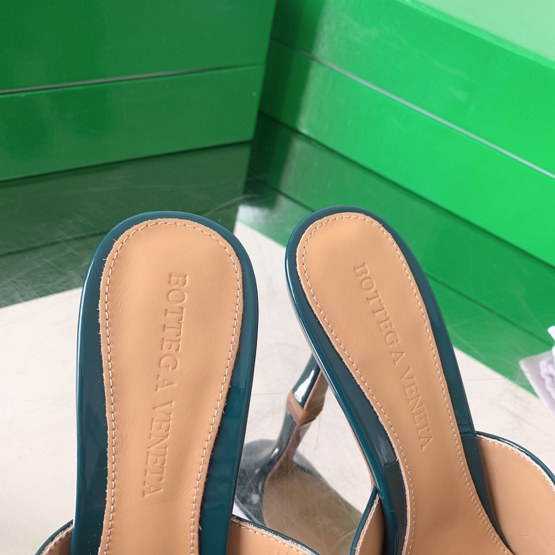 b0tte*a Ven*ta heels