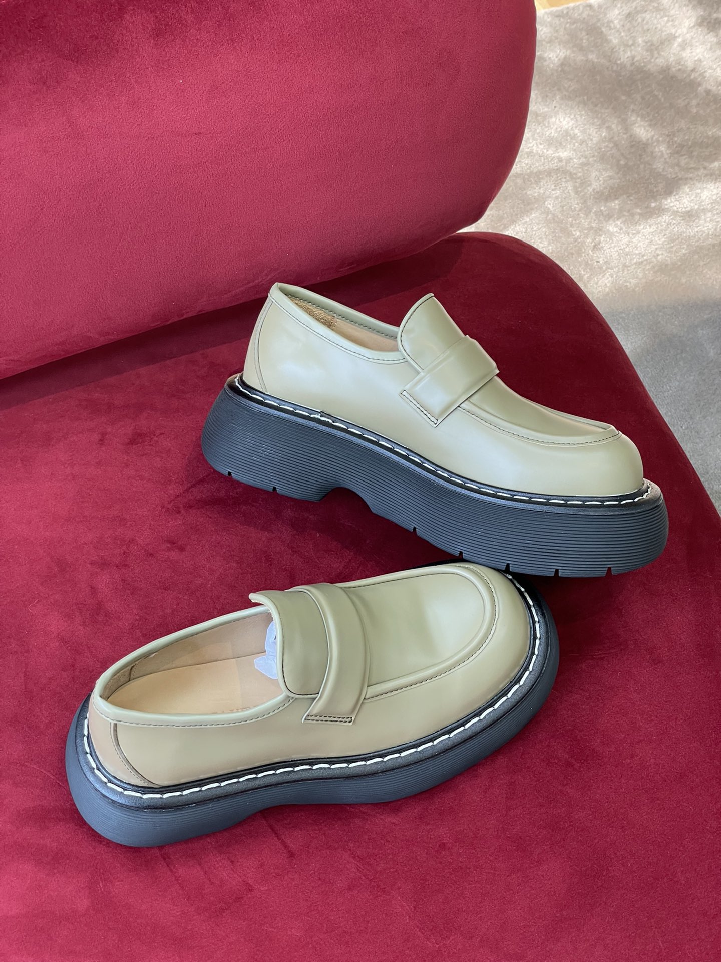 b0tte*a Ven*ta bounce boots(size 35-45)