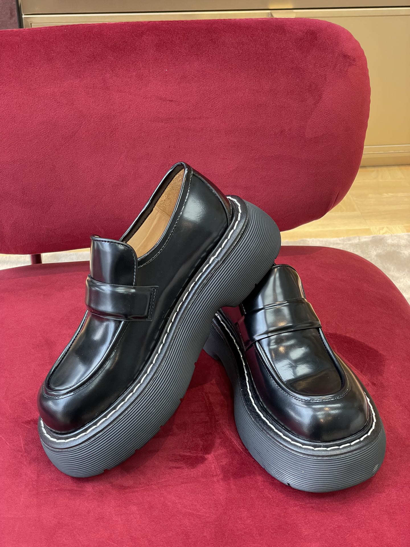 b0tte*a Ven*ta bounce boots(size 35-45)