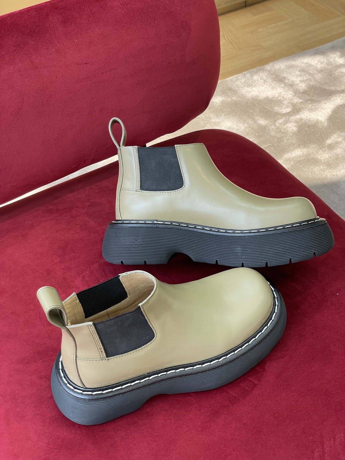 b0tte*a Ven*ta bounce boots(size 35-45)