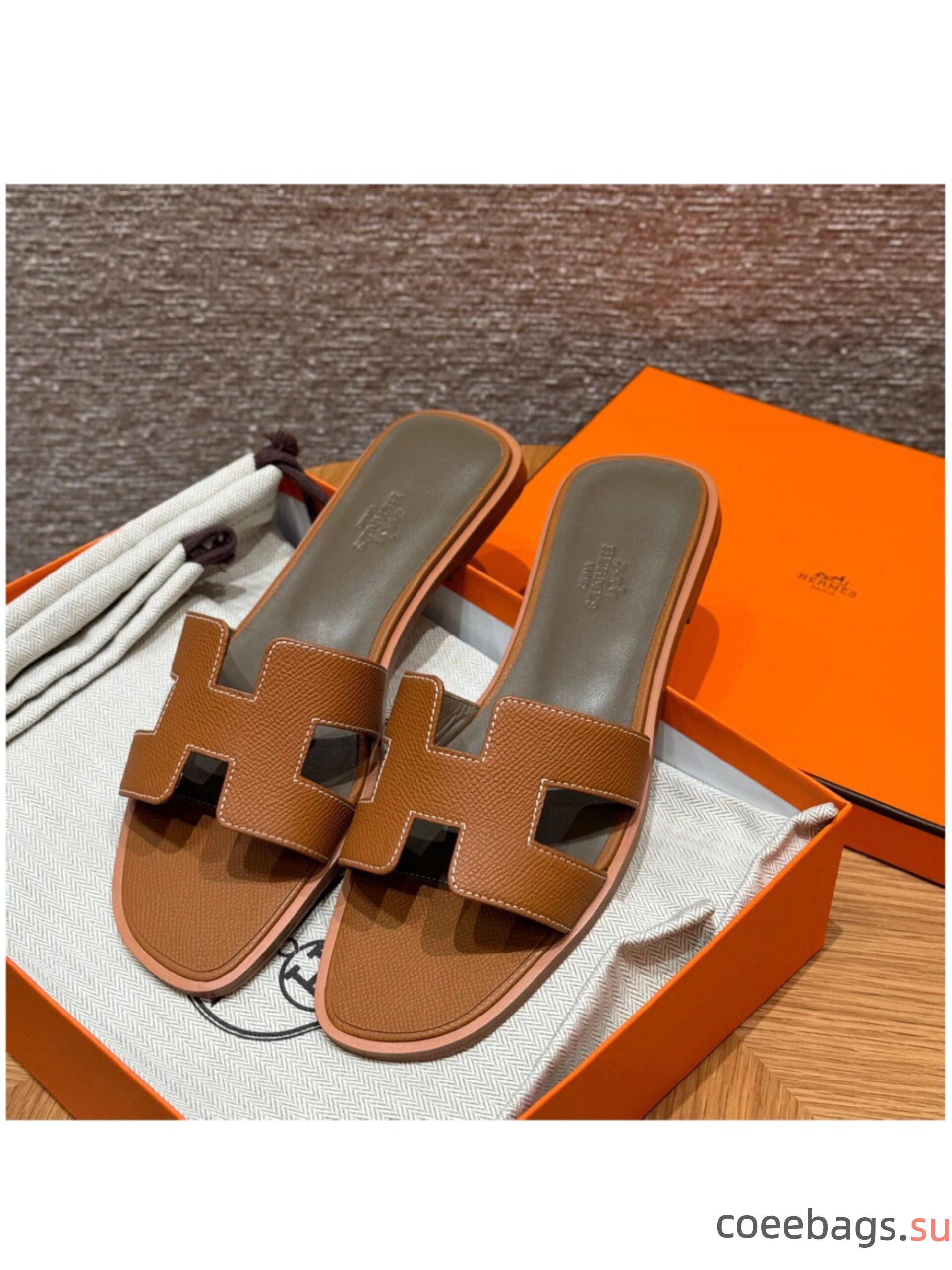 H**me5 Slippers In Caviar Leather
