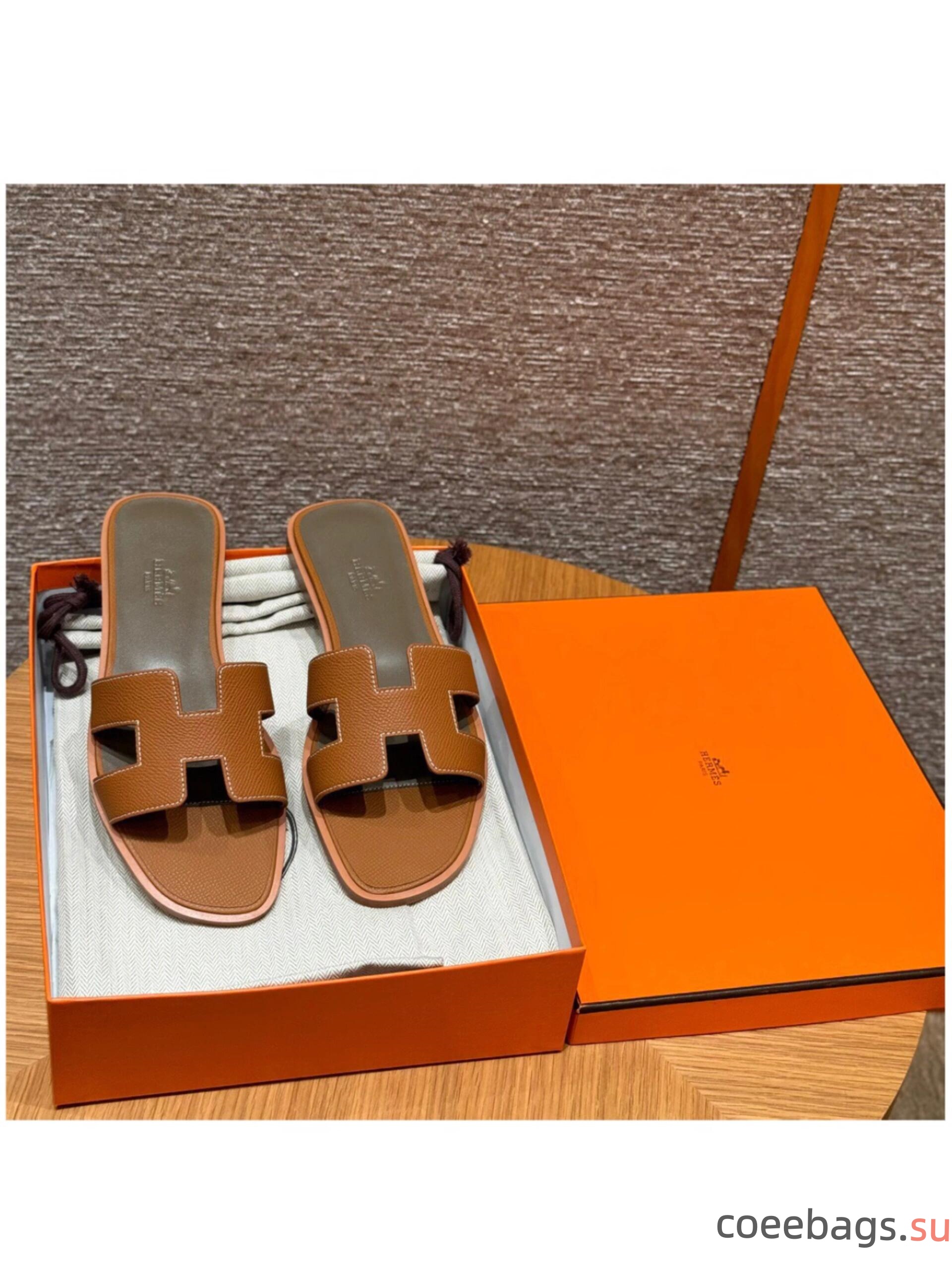 H**me5 Slippers In Caviar Leather