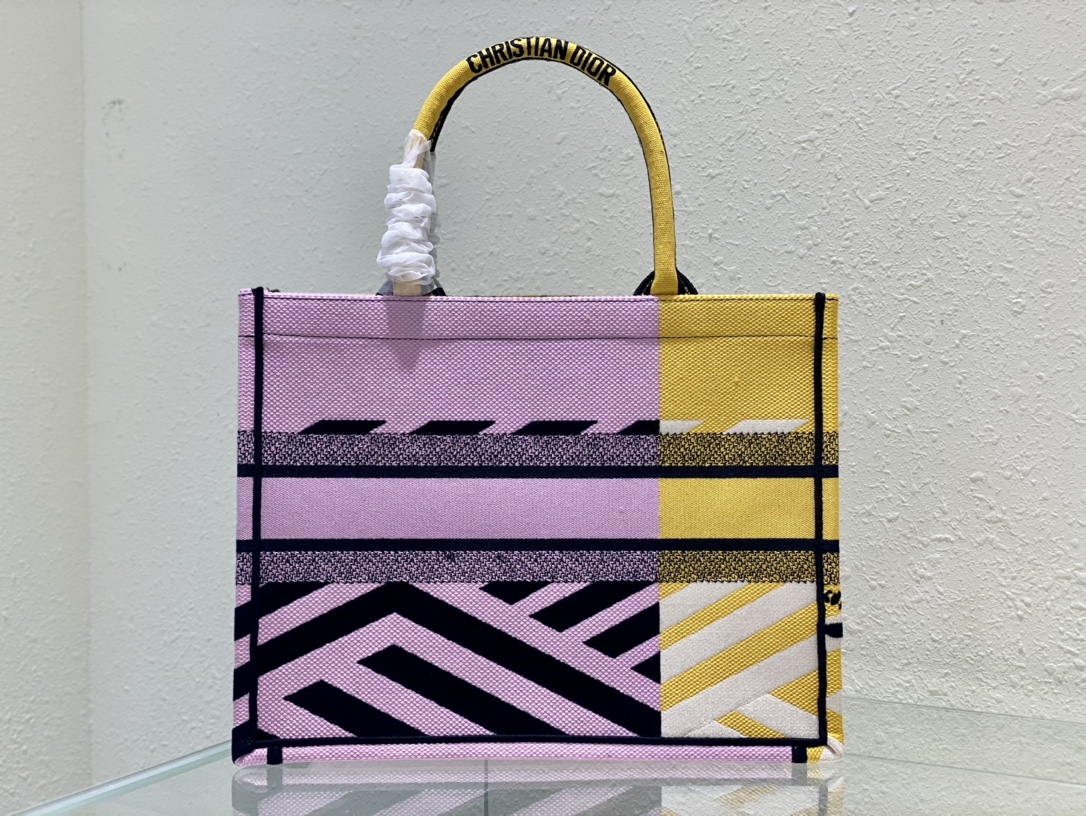 D*or small book tote-36.5cm