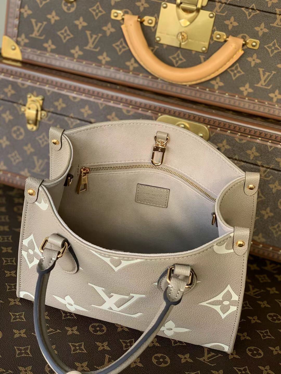 l0*is V*t0n onthego handbag-28*11*19cm