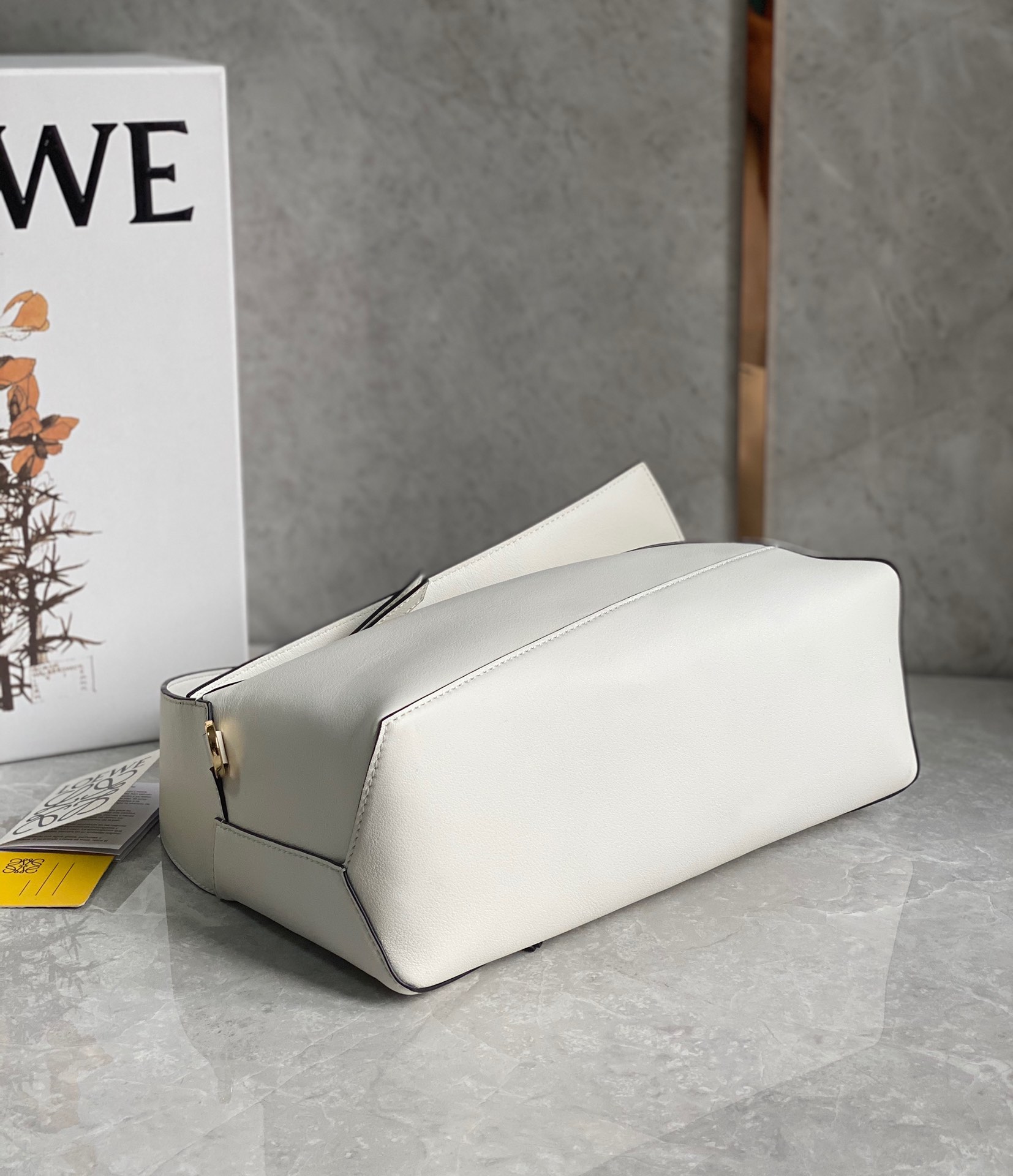 L0ew* puzzle medium bag-29*18*12cm