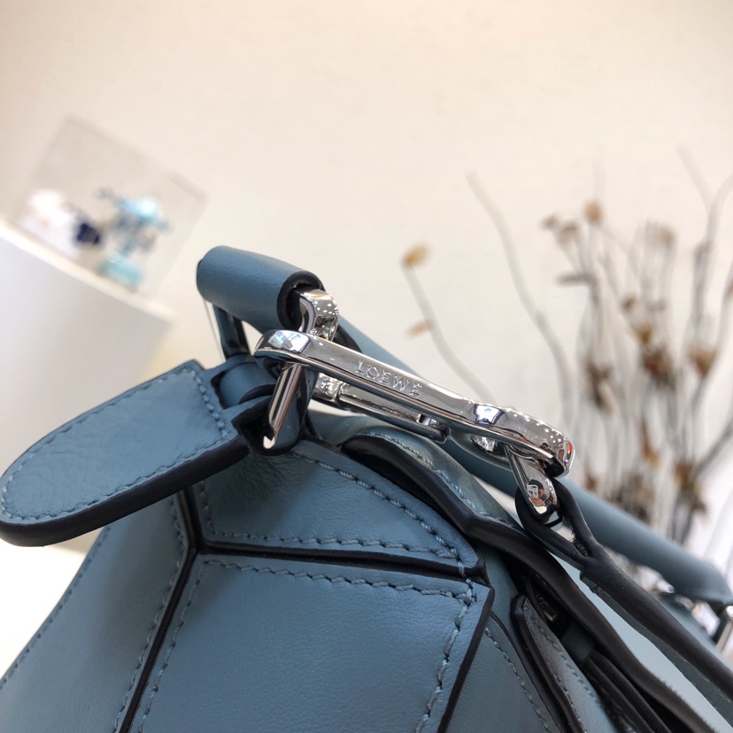 L0ew* puzzle small bag-24*10*14cm