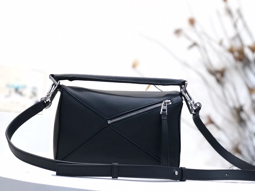 L0ew* puzzle small bag-24*10*14cm
