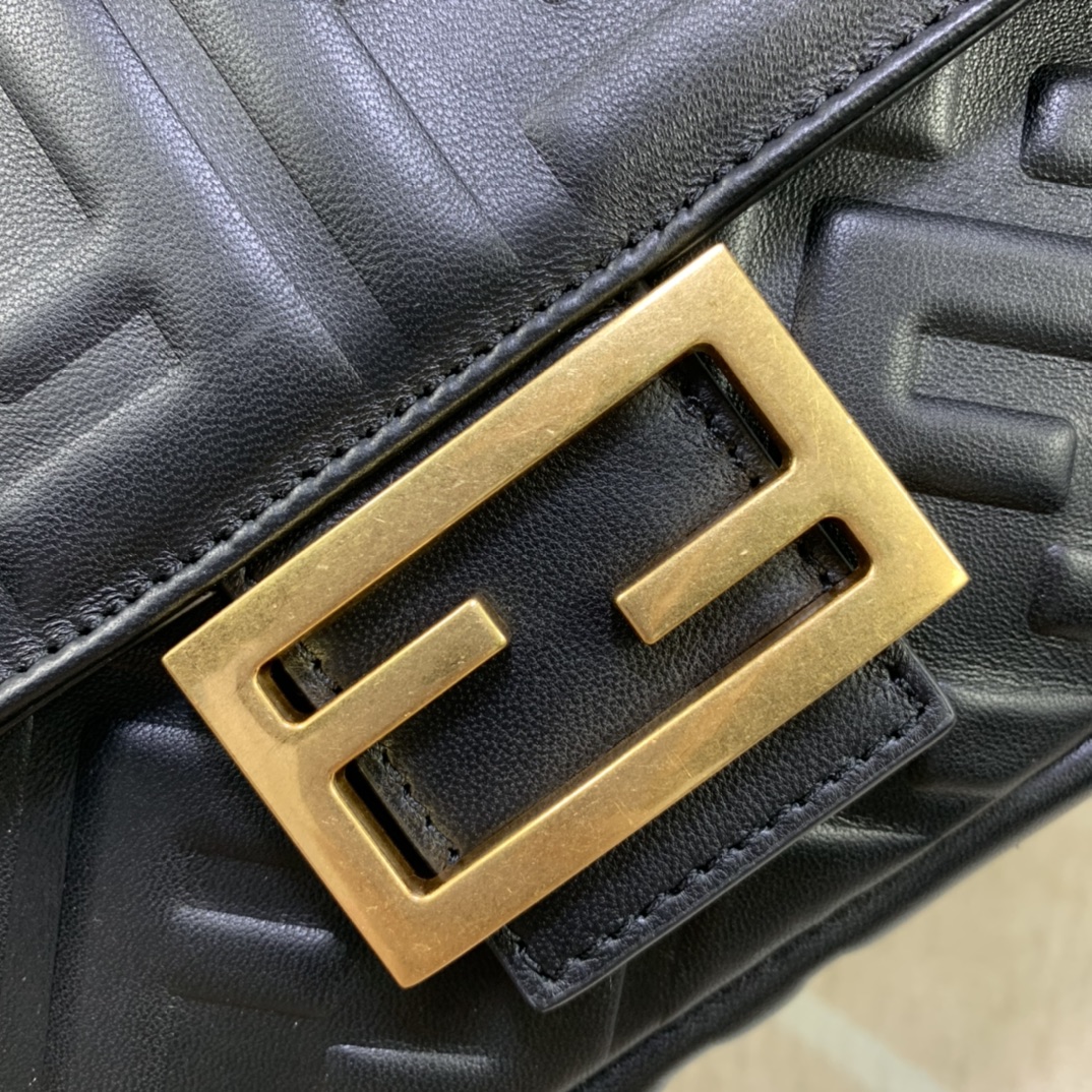 F**di baguette bag