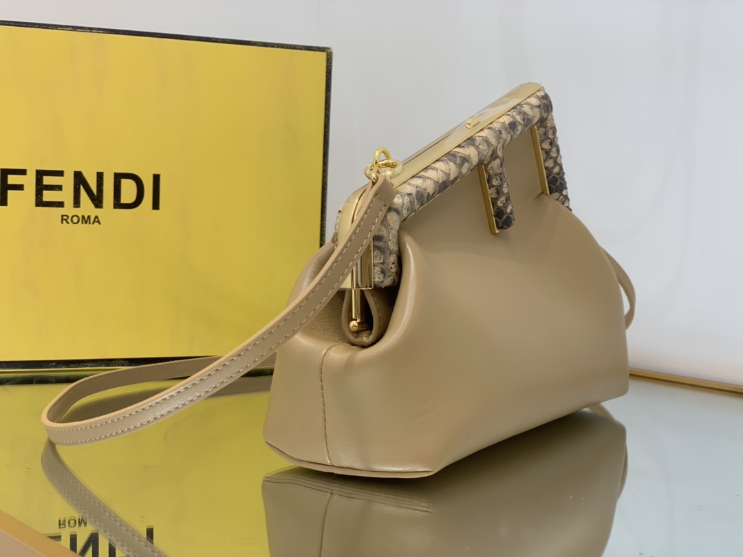 F**di first bag-26*9.5*18cm