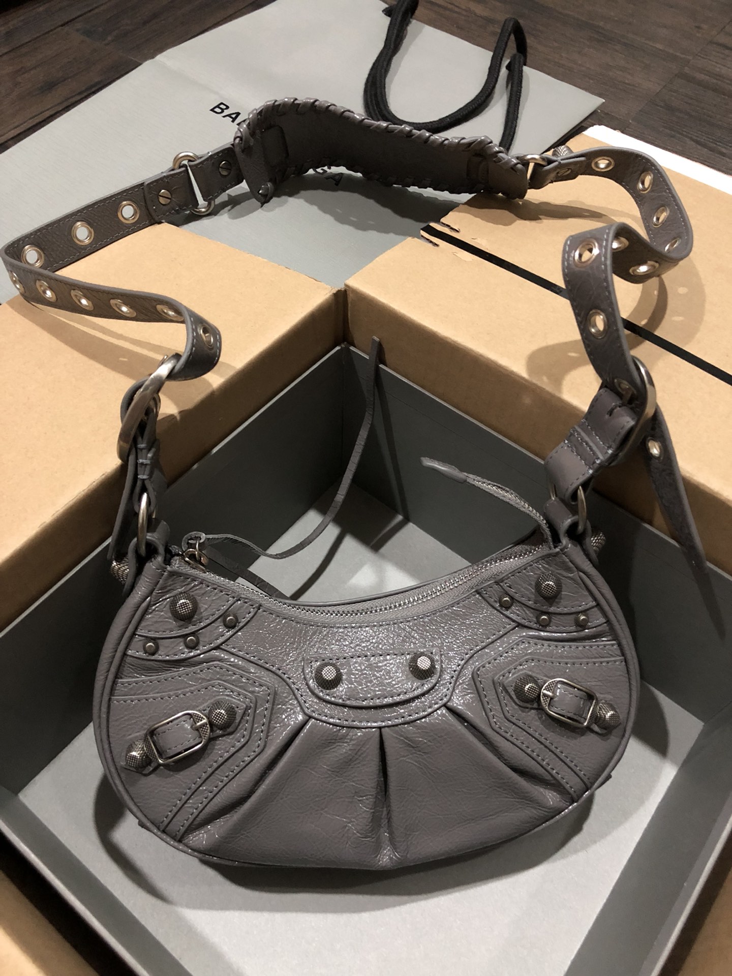 Balenciag Le Cagole Handbags-26*16*10CM