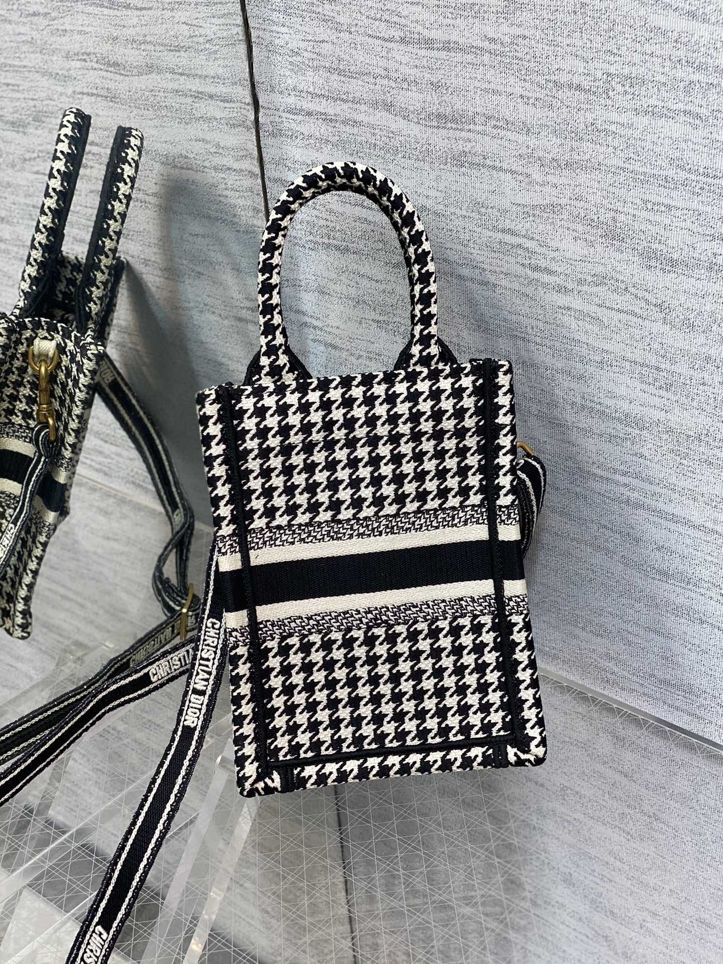 D*or mini book tote-13.5*5*18cm