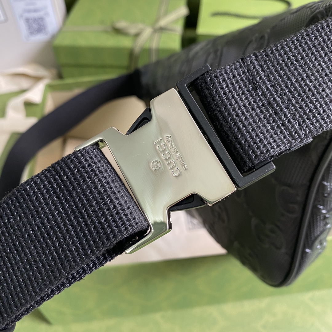 G*u*i waist bag-28×18×8cm