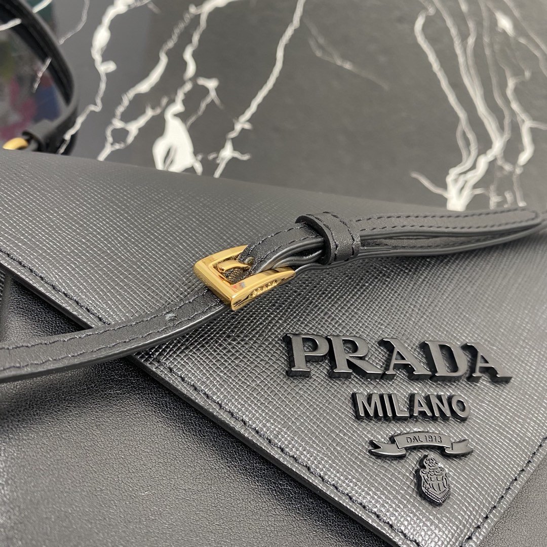 Pra*a 1bp020 saffiano chain bag-20*12*4cm