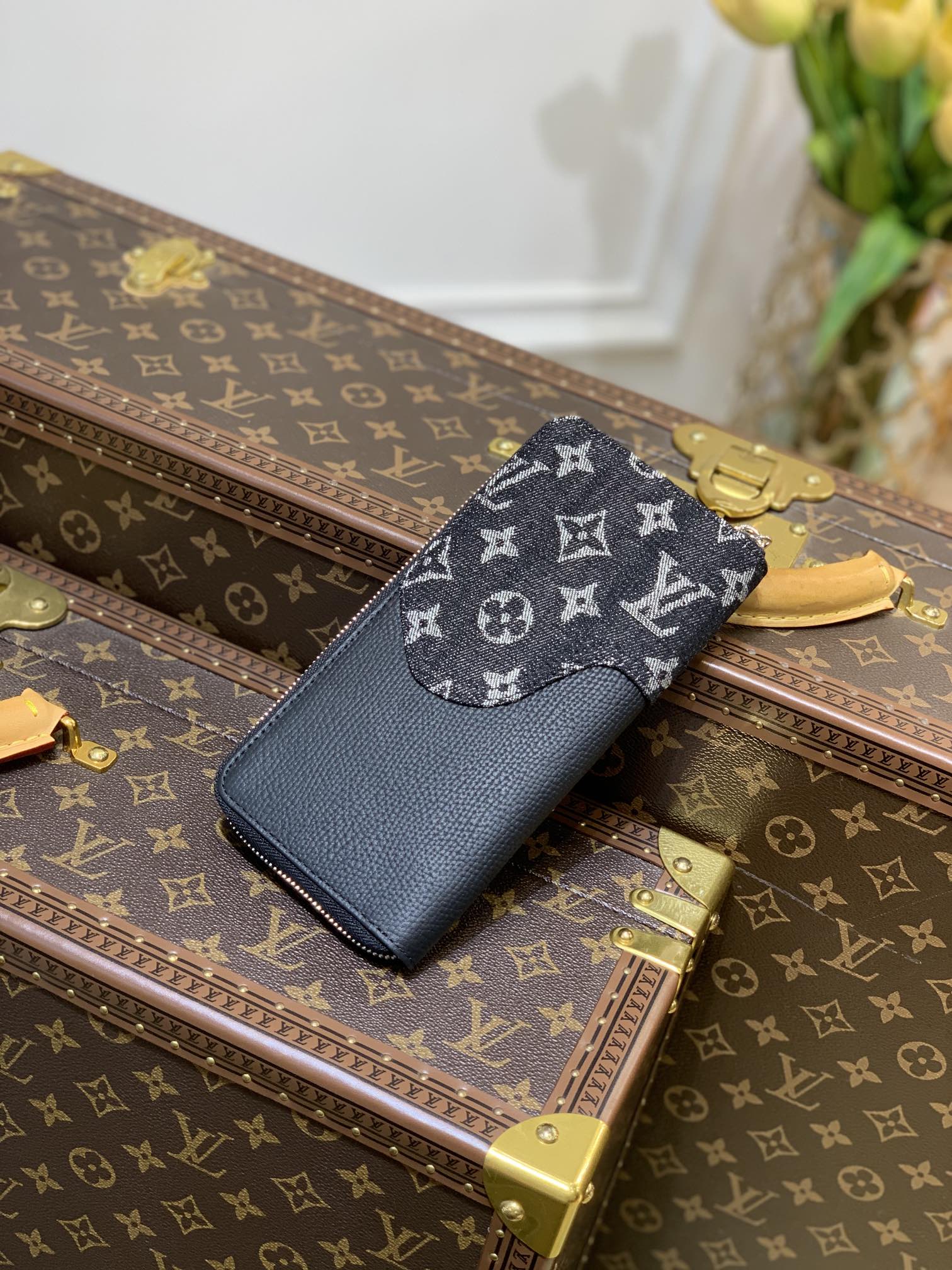l0*is V*t0n zippy vertical wallet m63095-20*10cm