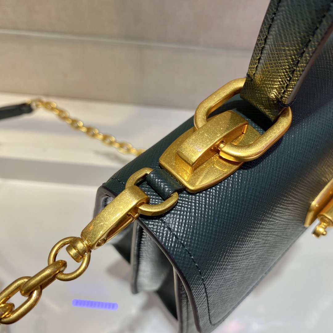 Pra*a 1bd021 chain bag-20*17*8.5cm