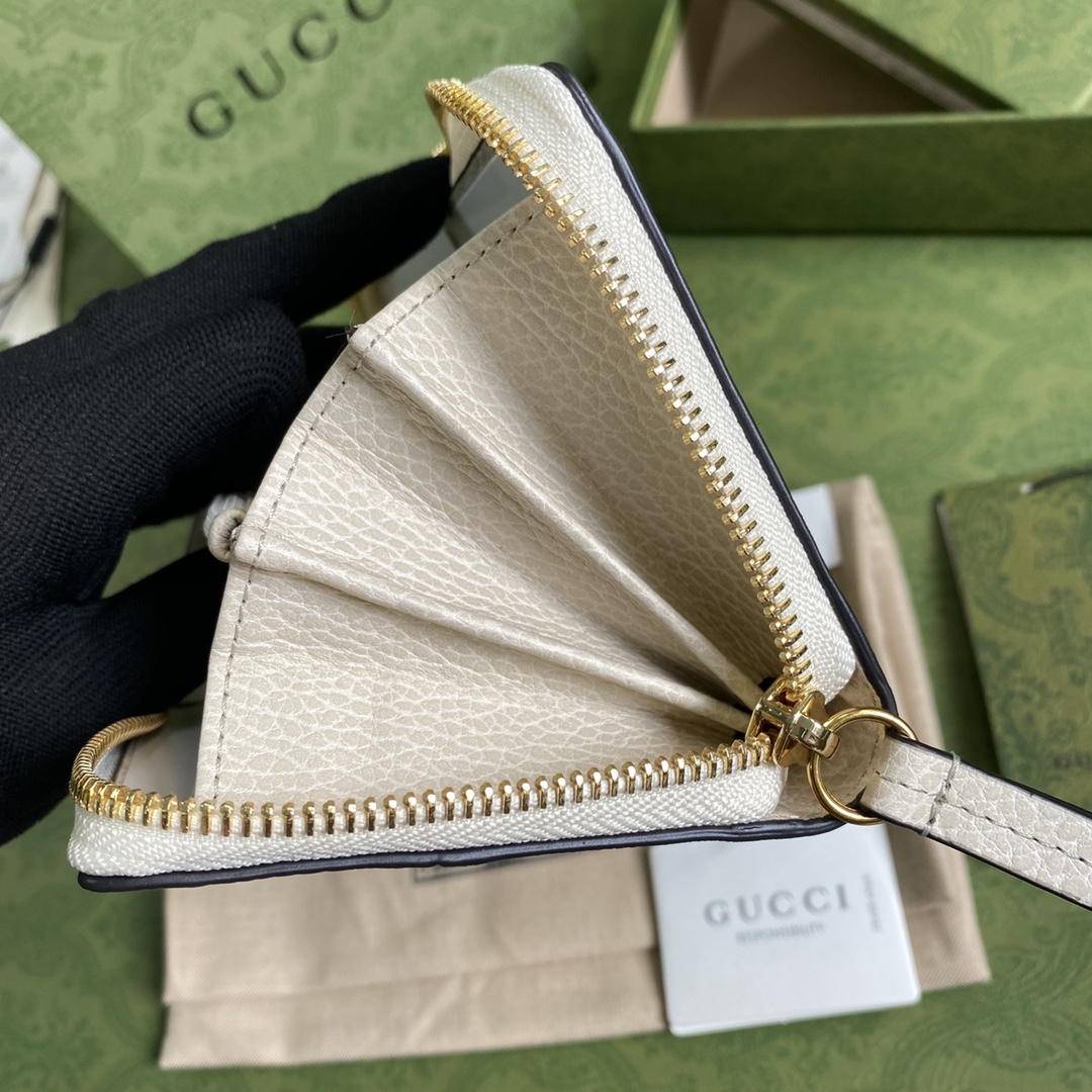 G*u*i wallet-19*10*2cm