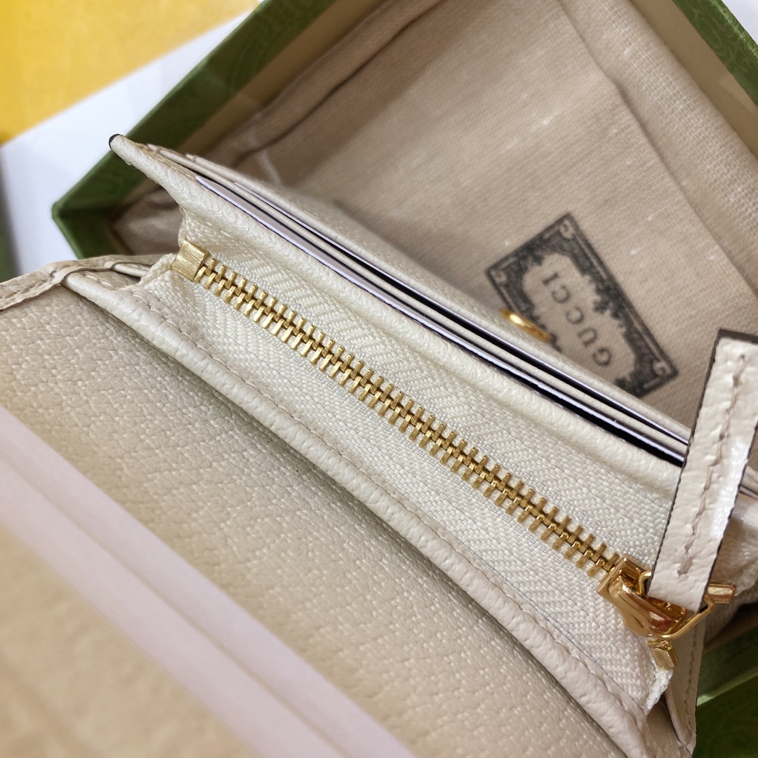 G*u*i wallet-11*8.5*3cm