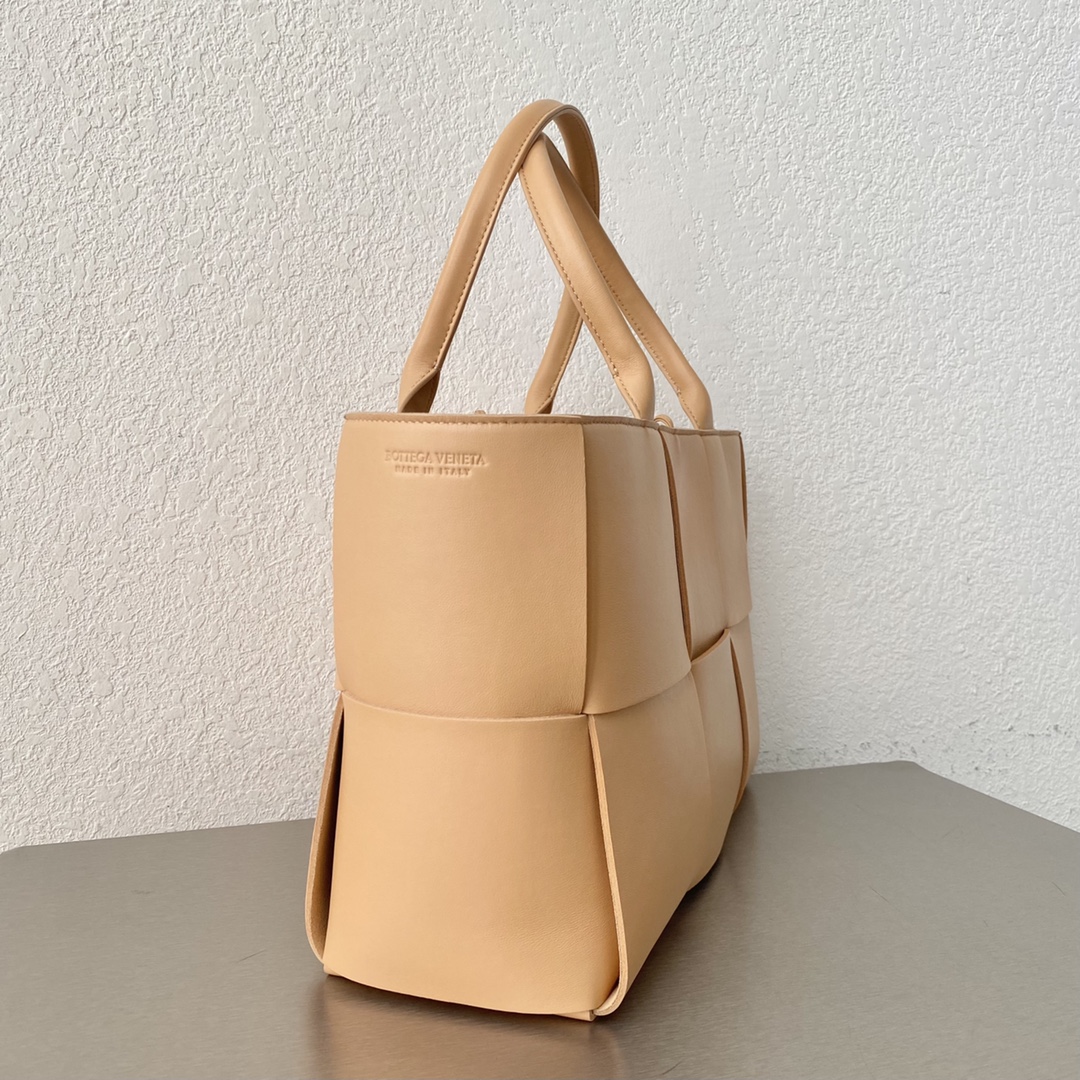 b0tte*a Ven*tatote-41×27×14cm