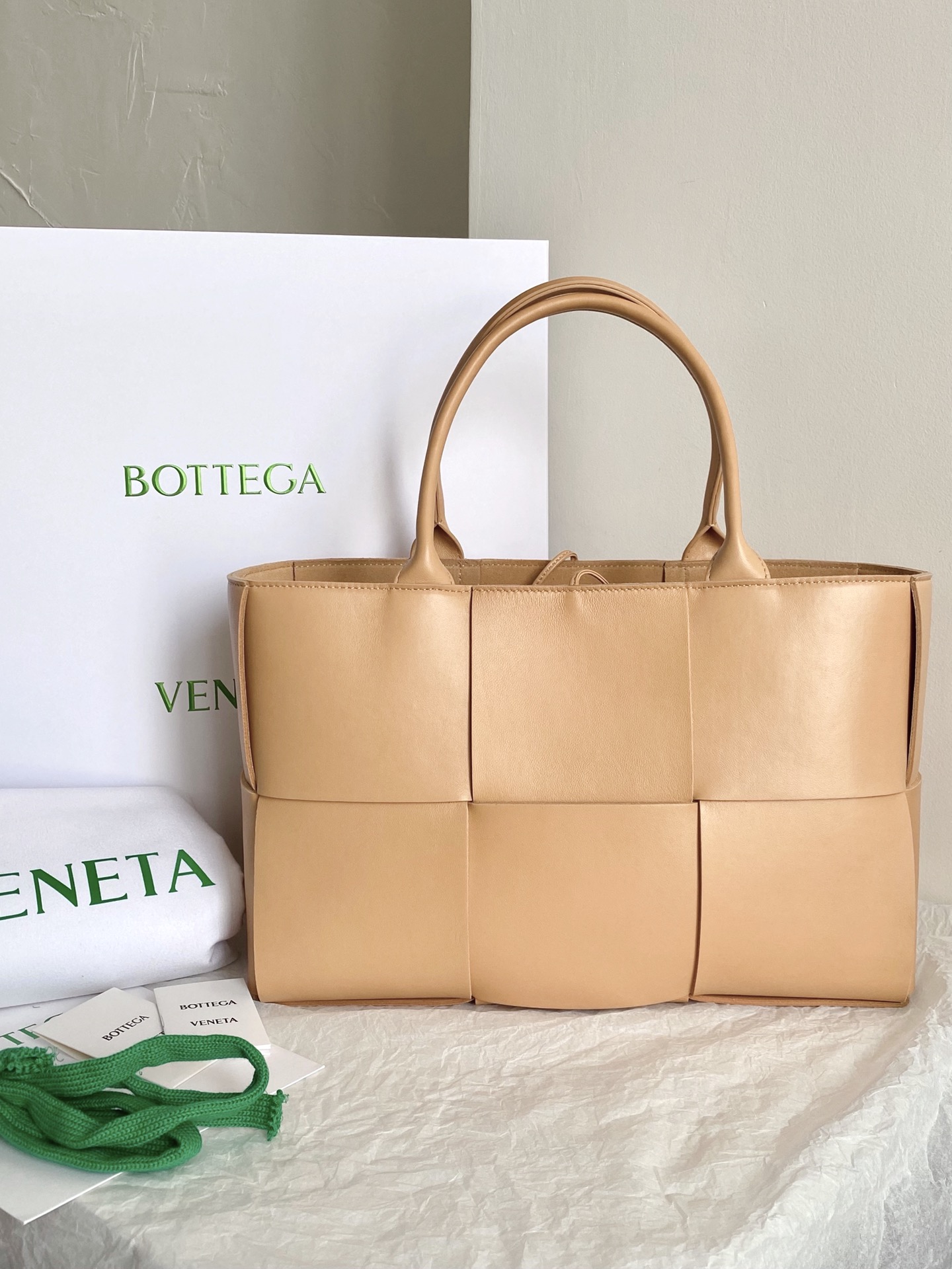 b0tte*a Ven*tatote-41×27×14cm