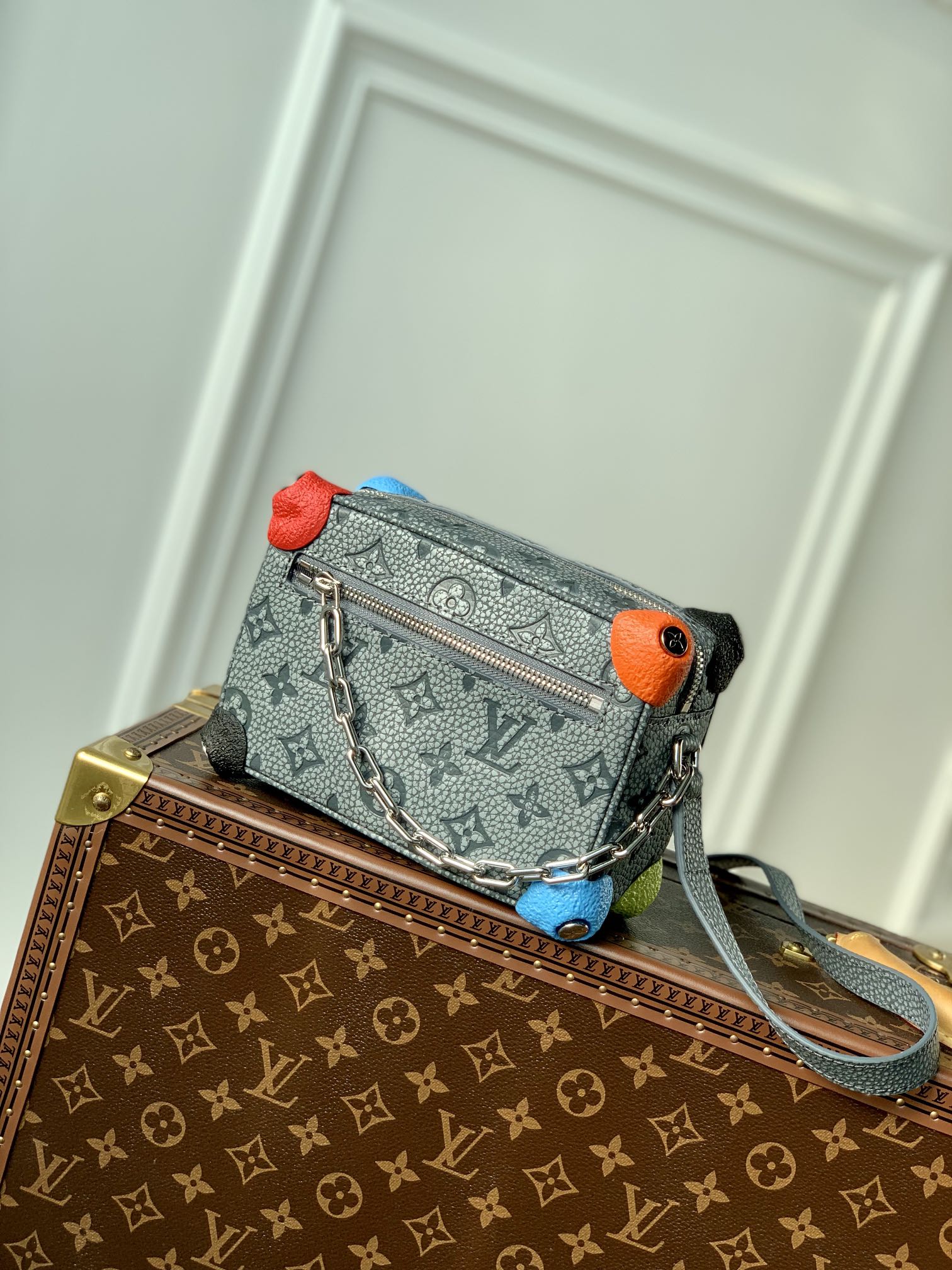 l0*is V*t0n mini soft trunk-m81606 -18*13*8m