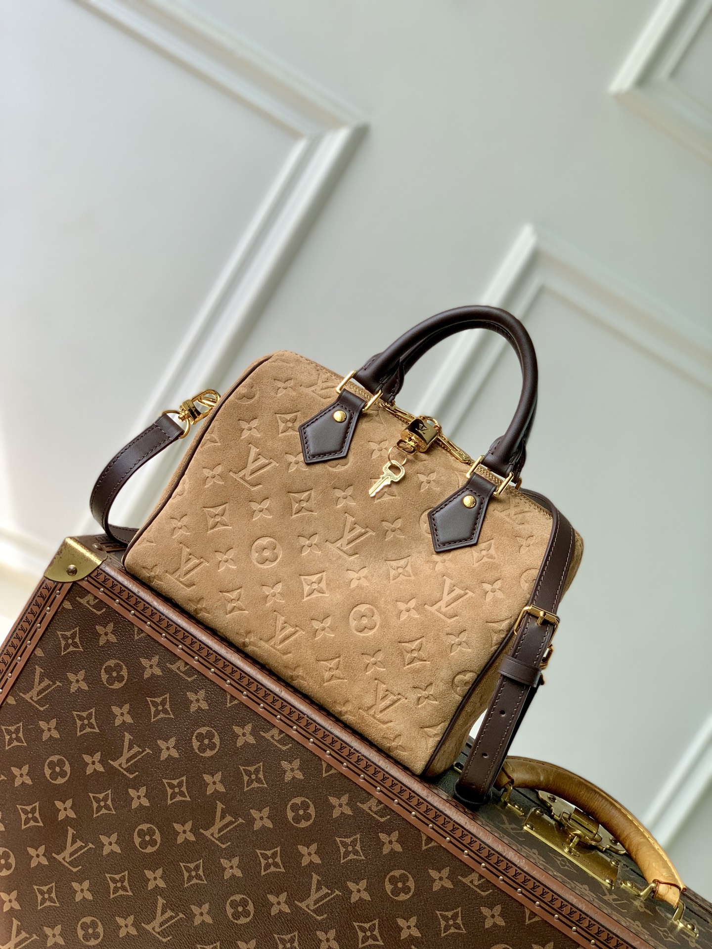 L0vis Vvtt0n Speedy Bandoulière 25-25x 19 x 15CM