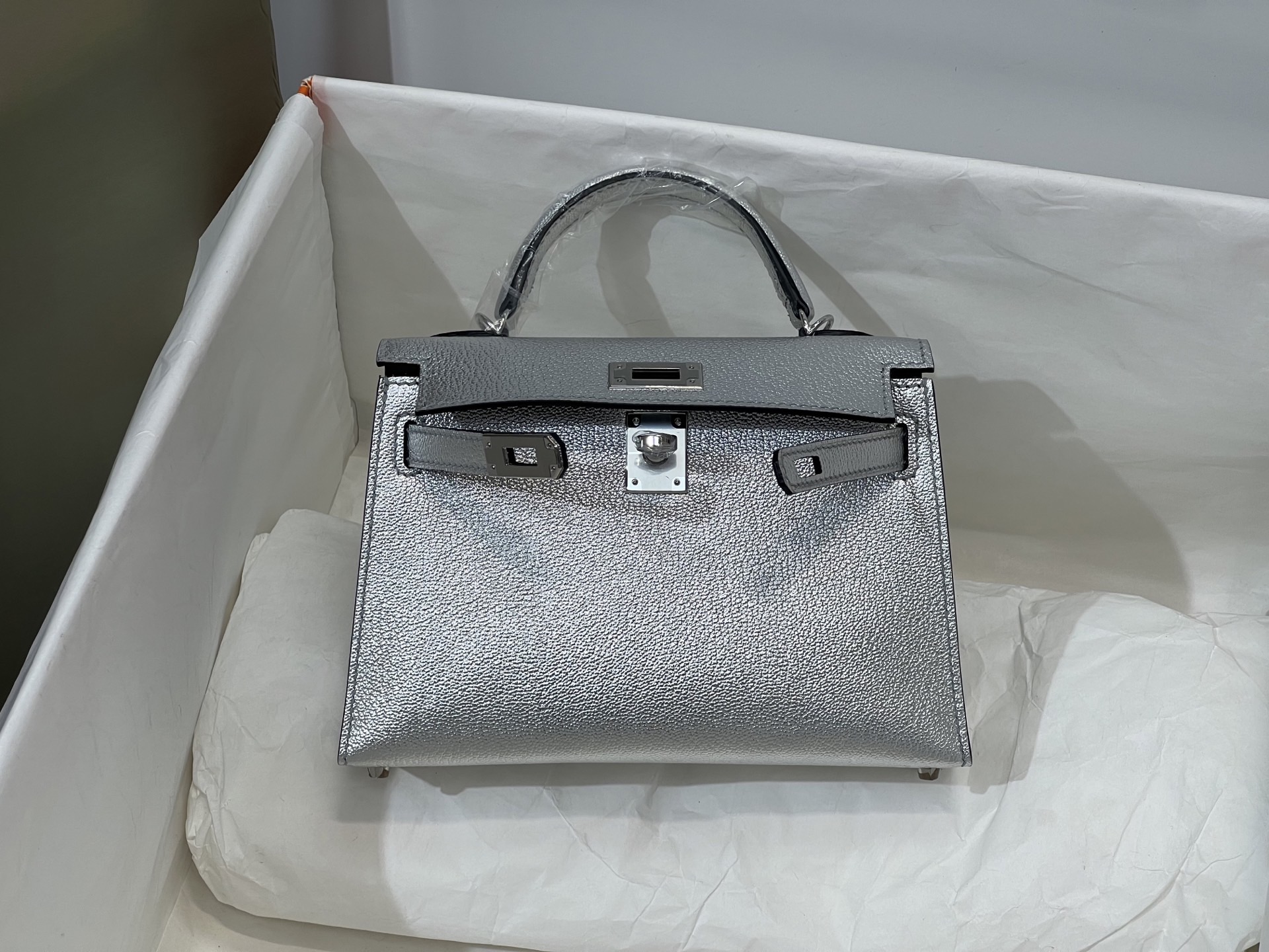 H**me5 Mini Kelly Chèvre 19