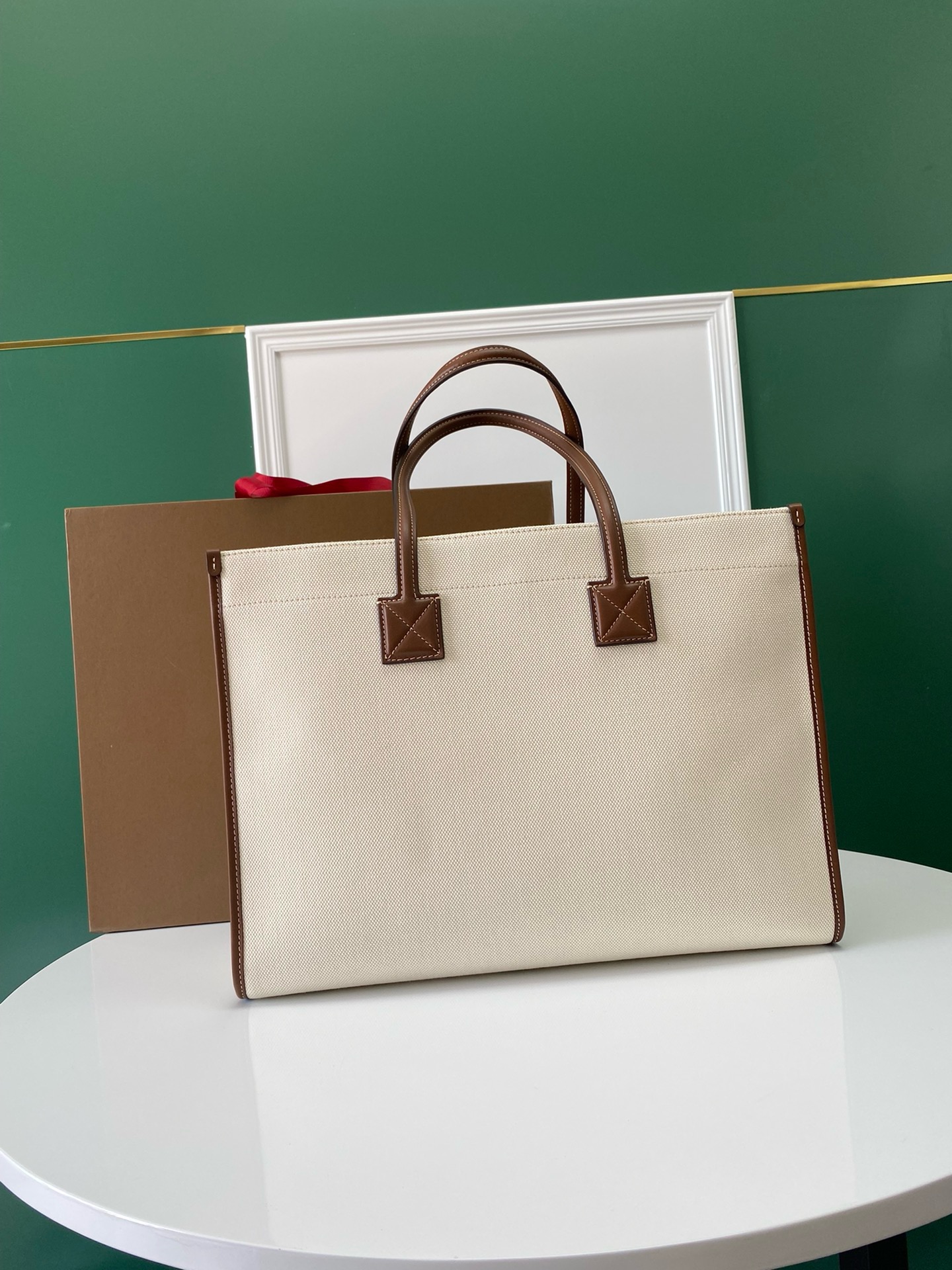 Bv*b*rry tote-40*16*30cm