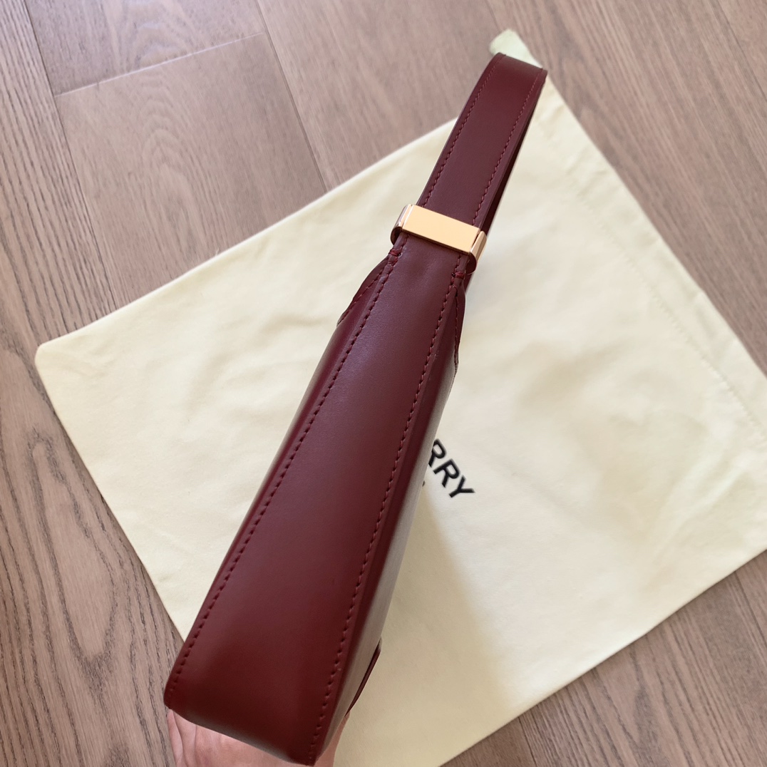 B**rry armpit bag-28x14x5cm