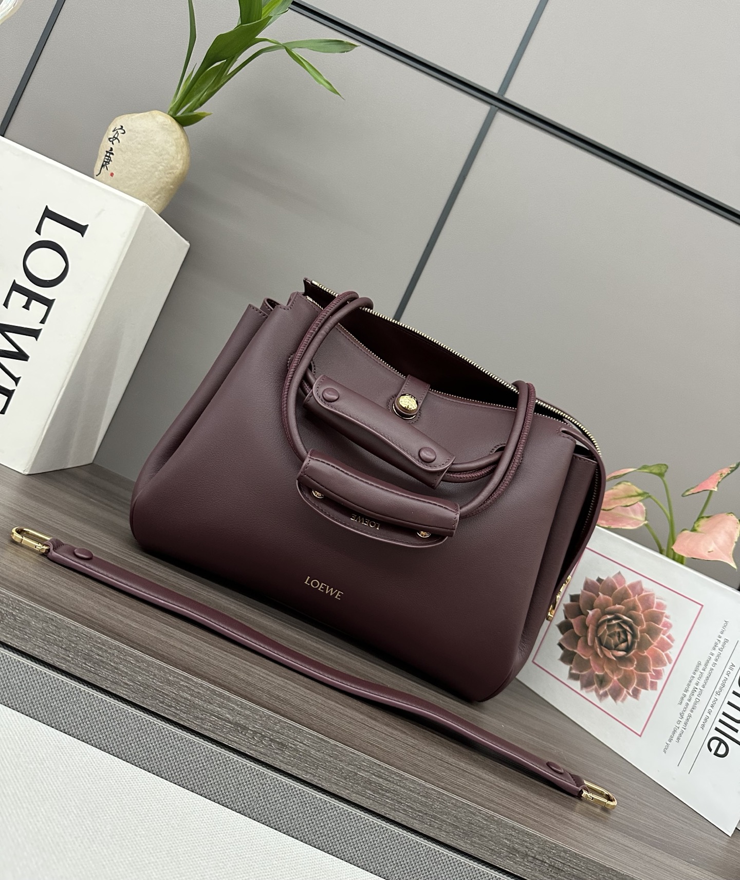 Lowee Madrid Bag-28.5*11*23CM