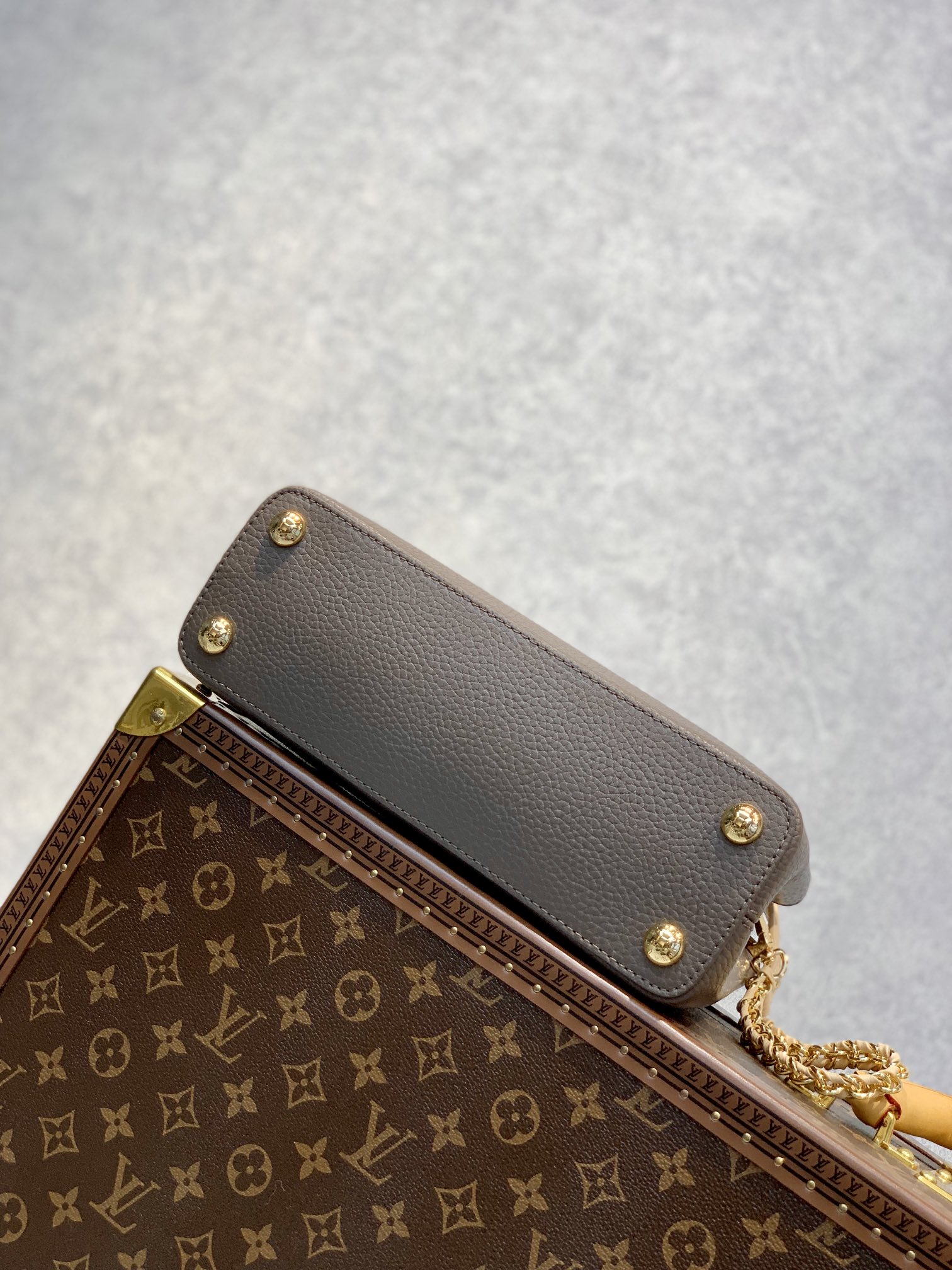 l0*is V*t0n capucines bb-27*18*9cm