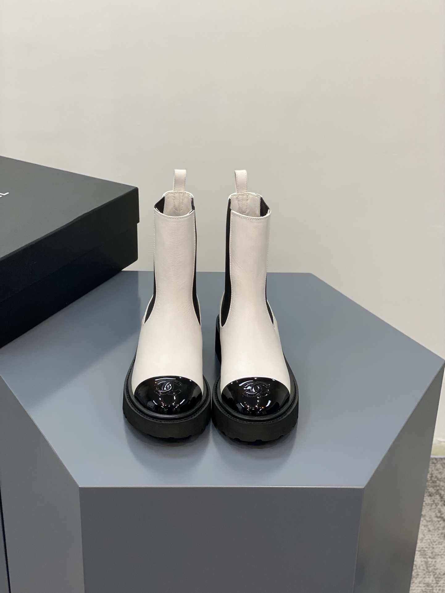 Ch@nel Boots 2022SS