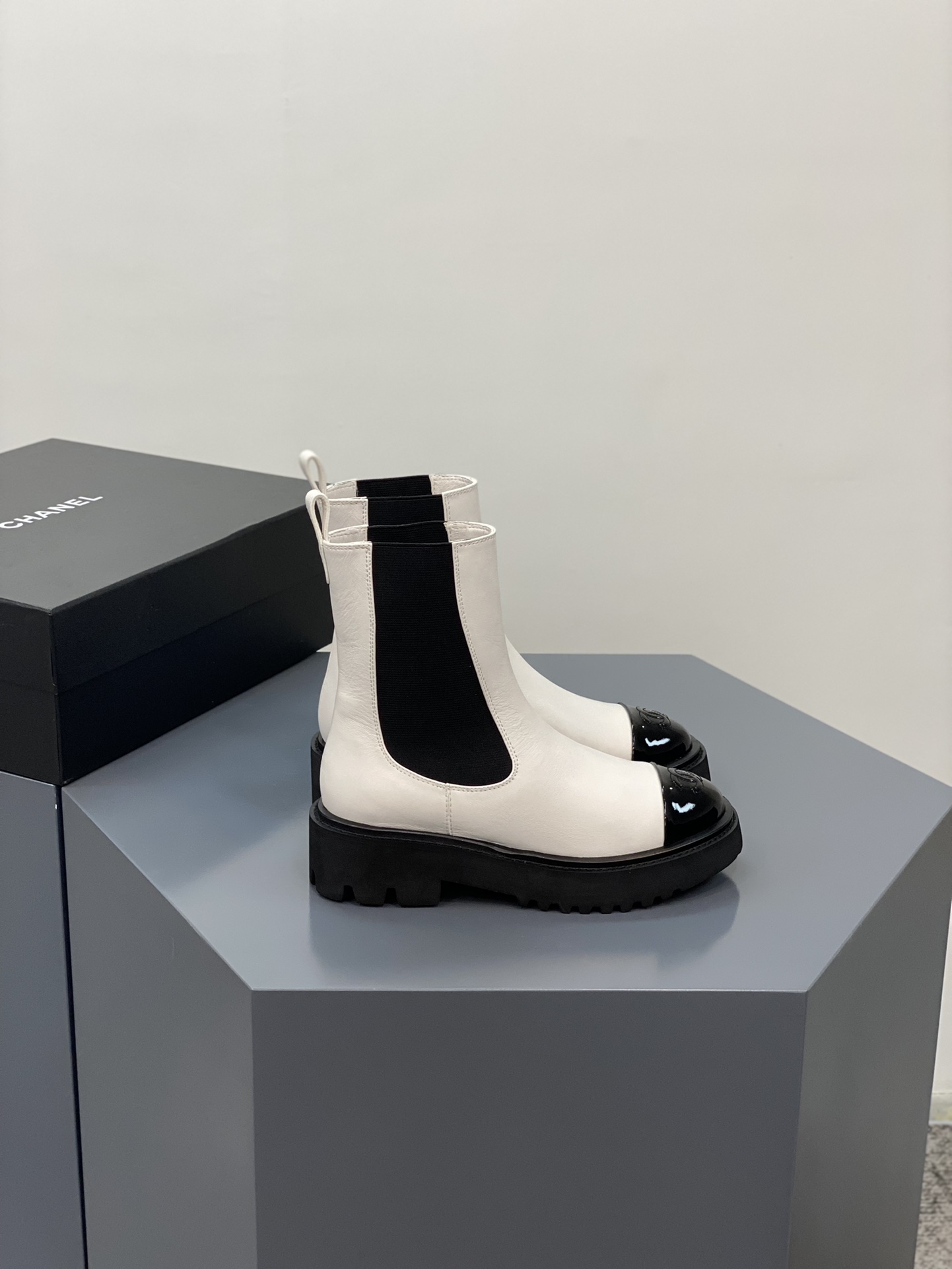 Ch@nel Boots 2022SS