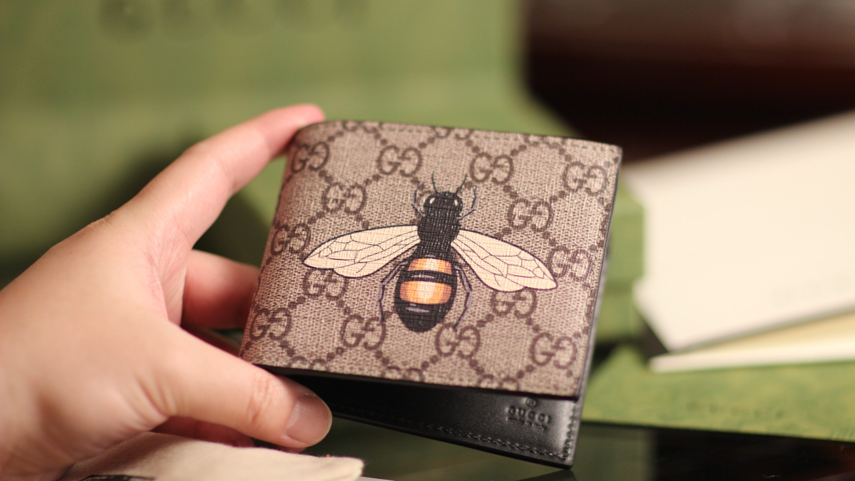 G*u*i wallet-11*9cm