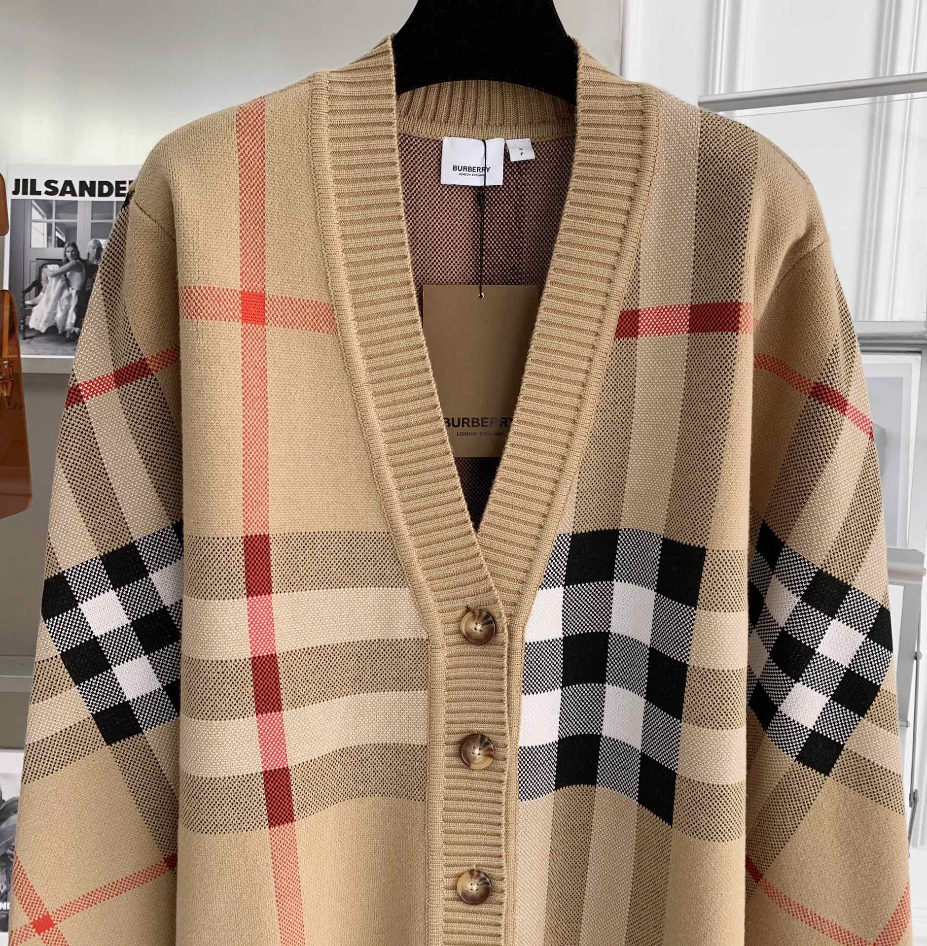 B**rry coat