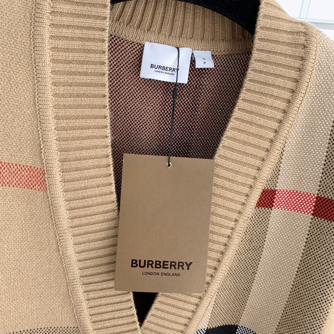 B**rry coat