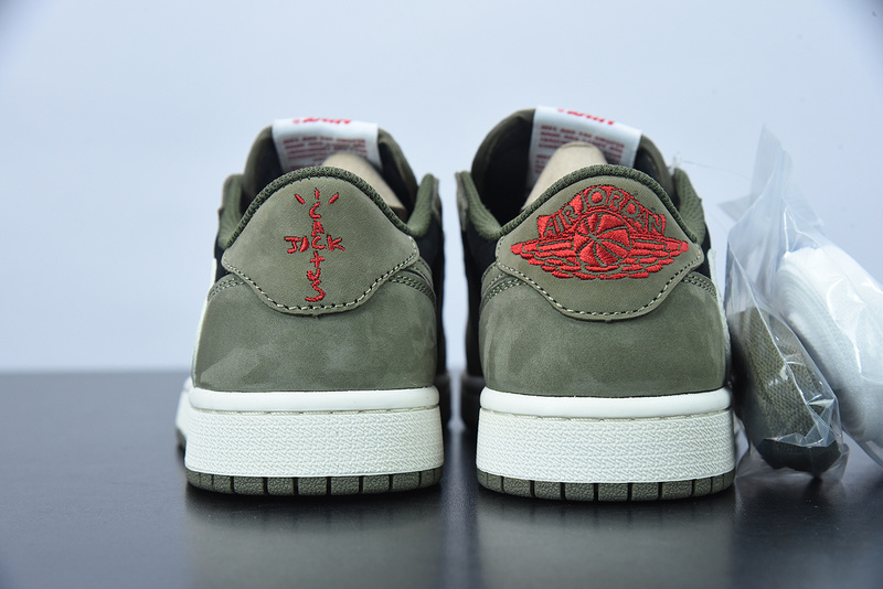 TRAVIS SCOTT X AIR JORDAN 1 LOW DARK MOCHA BLACK CQ4277-105